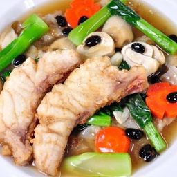 ราดหน้าปลากะพงเต้าซี่