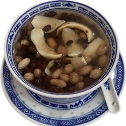 ถั่วลิสงต้มแป๊ะฮะ 百合炖花生汤 Stewed Peanuts with Lily Bulbs