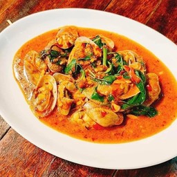 หอยลายผัดพริกเผา