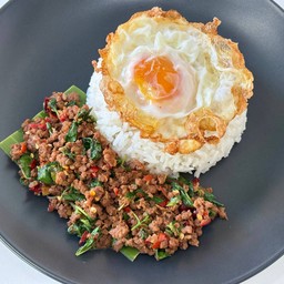 Set กะเพราเนื้อสับโคขุน 3 กล่อง ฟรี ‼️ ไข่ดาว 2 ฟอง