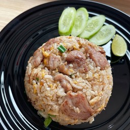 ข้าวผัดหมูนุ่มขุนช้าง