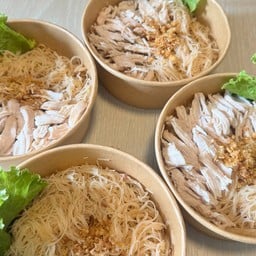 J&N หมี่ไก่ฉีก&ข้าวคอหมูย่าง