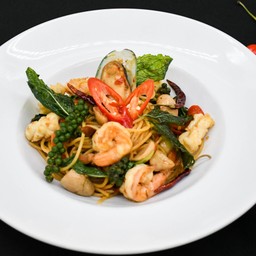 Spaghetti Pad Kee-Mao Talay