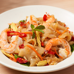 ก๋วยเตี๋ยวผัดขี้เมาทะเล