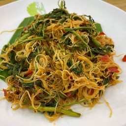 หมี่ผัดกระเฉด