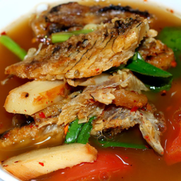 ต้มโคล้งปลากรอบ