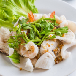 รวมมิตรทะเลลวกจิ้ม