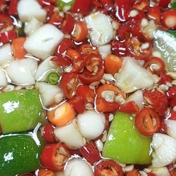 พริกน้ำปลาจากทางร้าน