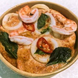 ข้าวไข่ข้นห่อหมกพริกแกงทะเล