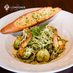 Basil Pesto With Prawn & Scallop