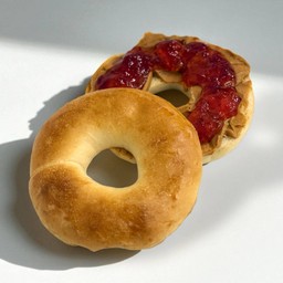 Bagel PBJ
