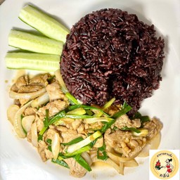 หมูชิ้น ผัดน้ำมันหอย