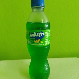 แฟนต้าน้ำเขียว