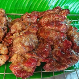 ร้านคอหมูย่างหางหมูกรอบ พหล1