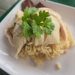 ตี๋ข้าวมันไก่แปดริว Tee khao mun kai