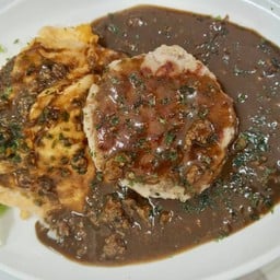 ขออีกชามก๋วยเตี๋ยวต้มยำ Burger & Hamberg