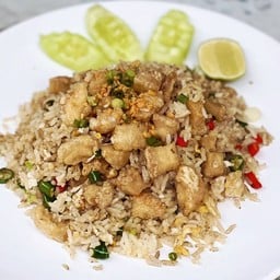 ข้าวผัดโคตรกากหมูพริกสด