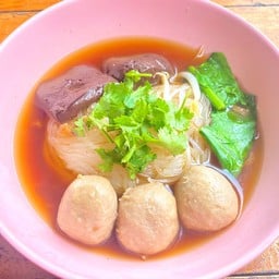 ก๋วยเตี๋ยวลูกชิ้นเป็ด ธรรมดา