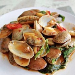 หอยลายผัดพริกเผา