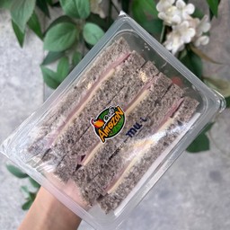 แซนวิชงาดำแฮมชีส  (มูอิ)