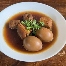 ไข่พะโล้ ( ไข่ 2 ฟอง)