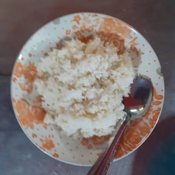 เจ้เอียด ต้มยำปลากะพง ขาหมู