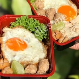 Noodles me (บะหมี่คลุกซอส) ฮาลาล