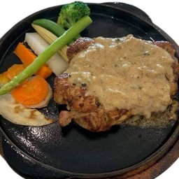 สเต็กหมูพริกไทยดำ