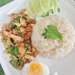 ข้าวมันยำไก่เเซ่บ
