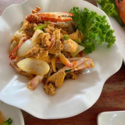 ปูม้าผัดผงกะหรี่