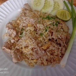 ข้าวผัดไก่