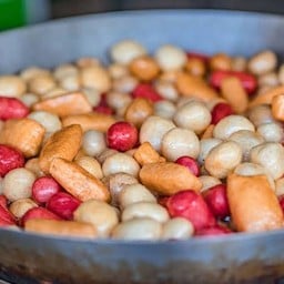 ลูกชิ้นทอดรวม 300