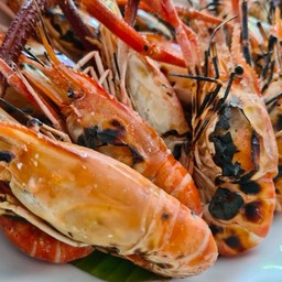 กุ้งแม่น้ำเป็น เผา ครึ่งกิโล