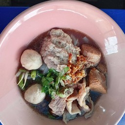 ก๋วยเตี๋ยวโกเด้ง โฮเด้ง ตลาดสายชล