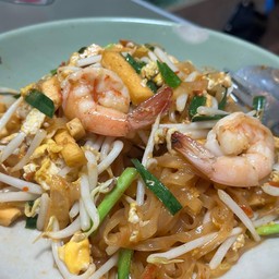 ผัดไทยกุ้งสด