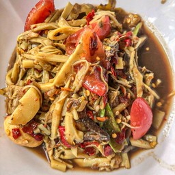 ตำหน่อไม้