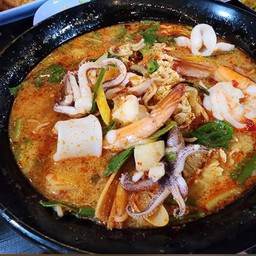 ต้มยำรวมมิตร