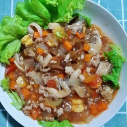 ราดหน้าหมูสับ