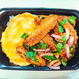 ข้าวยำไก่แซ่บ+ไข่ข้น