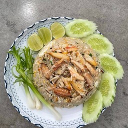 R02 ข้าวผัดปูเปลกลาง เนื้อก้ามแข็ง