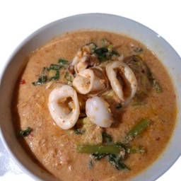 สุกี้น้ำปลาหมึก