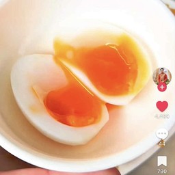 ไข่ตาเยิ้ม