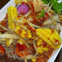 ตำเส้นเล็กใส่ข้าวโพด