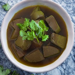 เลือดไก่ตุ๋น