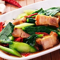 ผัดคะน้า