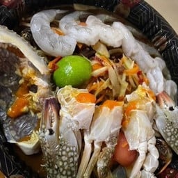 ตำปูม้ากุ้งสด