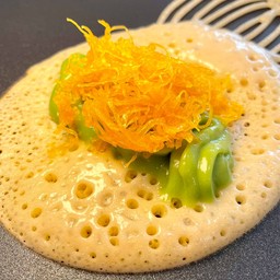 โตเกียวใบเตย-ฝอยทอง