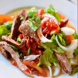 ยำสเต็ก