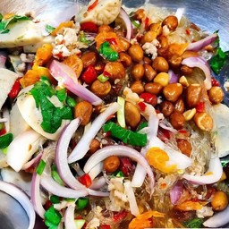 ยำวุ้นเส้นโบราณ