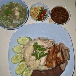 พอกิน ข้าวมันไก่ บางนา-ตราด46